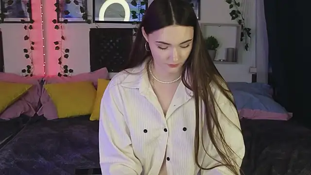 Kira Jin online show from March 21, 2025, 12:50 pm