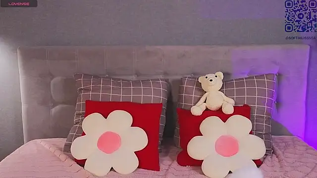 Snapshot of soft_babe chatting on May 12, 2026, 8:28 pm soft babe online show from May 12, 2026, 8:28 pm