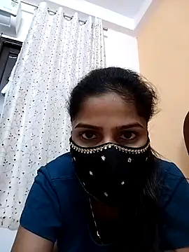 fuungirl38 online show from October 8, 2025, 5:43 pm