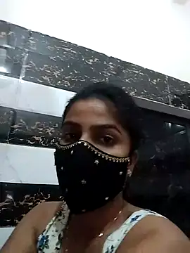 fuungirl38 online show from April 19, 2026, 6:10 pm