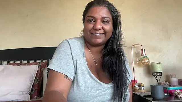 SophieStarShine online show from September 12, 2025, 11:32 am