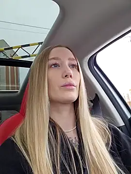 Snapshot of Pussy_Drive03 chatting on February 10, 2025, 5:25 am Pussy Drive03 online show from February 10, 2025, 5:25 am