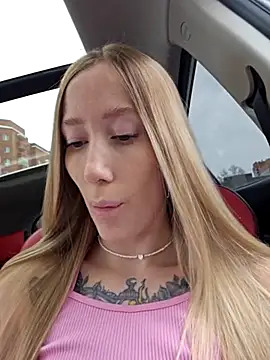 Snapshot of Pussy_Drive03 chatting on February 12, 2025, 5:58 am Pussy Drive03 online show from February 12, 2025, 5:58 am