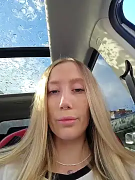 Snapshot of Pussy_Drive03 chatting on March 22, 2025, 4:45 am Pussy Drive03 online show from March 22, 2025, 4:45 am