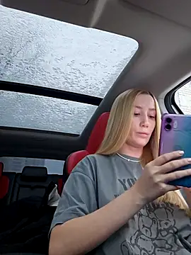 Snapshot of Pussy_Drive03 chatting on December 5, 2025, 3:04 am Pussy Drive03 online show from December 5, 2025, 3:04 am