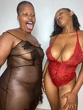 Cuddle Bear online show from February 12, 2025, 1:27 pm