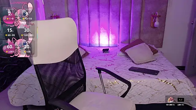 Alektra bryce online show from October 10, 2025, 7:46 pm