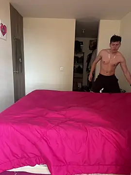 Maggie Geller online show from October 12, 2025, 7:46 pm