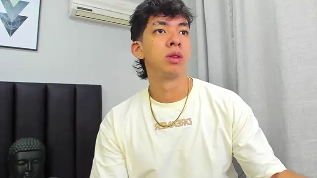 ISAAC CRYSTON online show from February 10, 2025, 1:01 pm