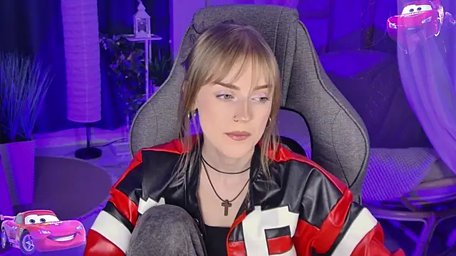 KiraMontoya online show from May 15, 2026, 11:23 pm