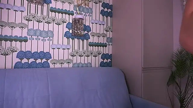 Snapshot of LizbethGee chatting on February 8, 2025, 3:00 pm LizbethGee online show from February 8, 2025, 3:00 pm