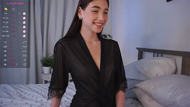 Snapshot of LizbethGee chatting on March 22, 2025, 5:06 am LizbethGee online show from March 22, 2025, 5:06 am