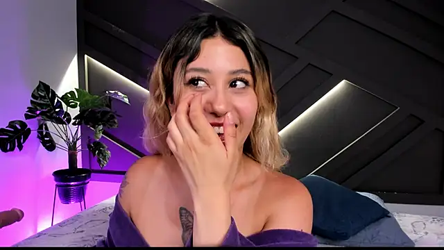 cloe palmer online show from February 9, 2025, 12:49 am