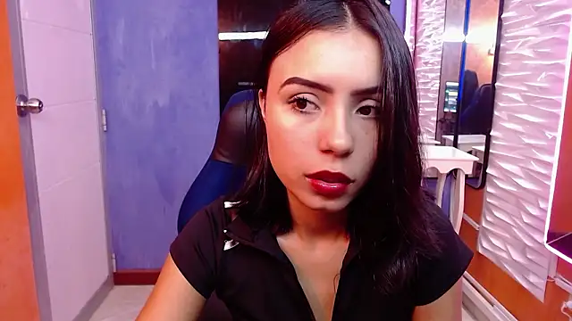 julieta fn online show from February 10, 2026, 2:43 pm