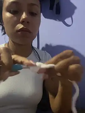 julieta fn online show from April 12, 2026, 2:49 am