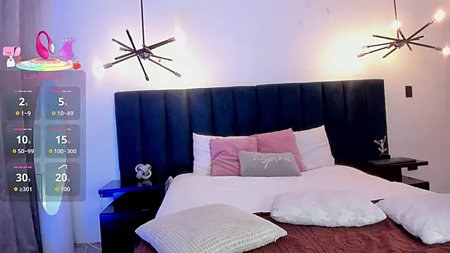 nattashaa7 online show from September 12, 2025, 11:32 am