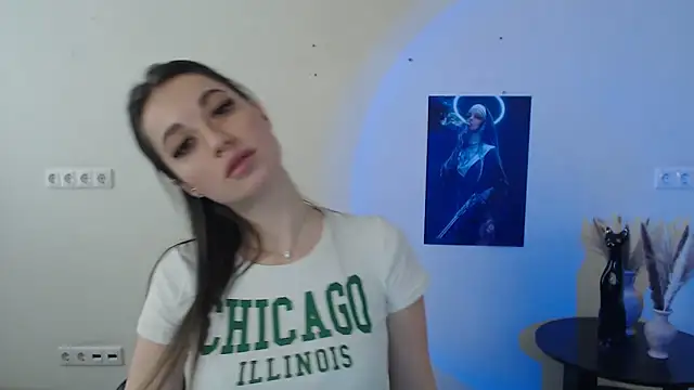 Eva Eldis online show from March 18, 2025, 2:37 pm