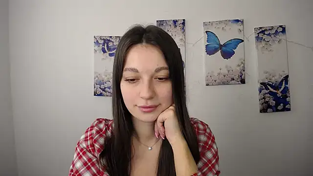 Snapshot of Eva_Eldis chatting on June 4, 2026, 1:06 pm Eva Eldis online show from June 4, 2026, 1:06 pm