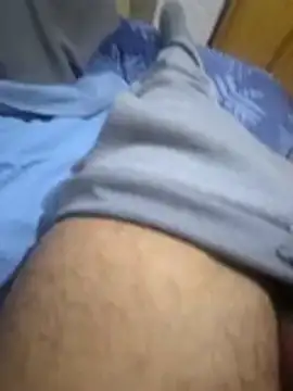 Snapshot of Sexhamza32 chatting on May 16, 2026, 6:17 pm Sexhamza32 online show from May 16, 2026, 6:17 pm