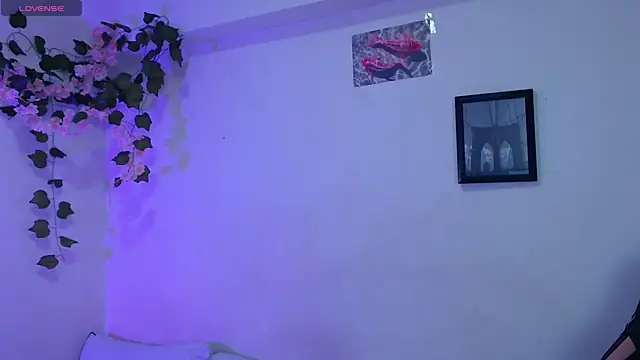 alaia sweetxxx online show from April 21, 2026, 10:12 pm