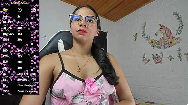 Snapshot of alisson_hoffman05 chatting on May 18, 2026, 2:34 pm alisson hoffman05 online show from May 18, 2026, 2:34 pm