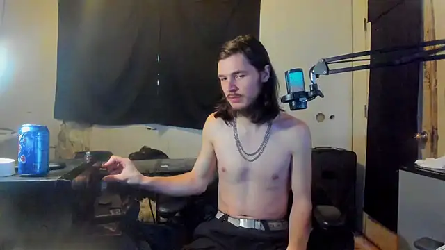 Snapshot of nuttyking2022 chatting on February 5, 2025, 8:25 pm nuttyking2022 online show from February 5, 2025, 8:25 pm