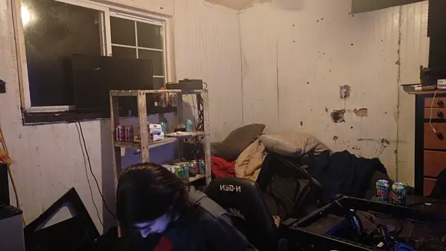 Snapshot of nuttyking2022 chatting on November 21, 2025, 1:37 am nuttyking2022 online show from November 21, 2025, 1:37 am