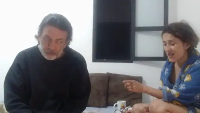 jeans and emma online show from September 19, 2025, 12:56 am