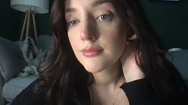 laceyjames24 online show from November 12, 2025, 11:21 am