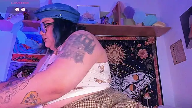 Banana squirt online show from April 7, 2026, 8:42 pm