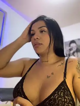 tinalove7 online show from June 21, 2026, 9:17 pm