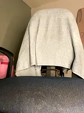 blondiebbc online show from April 12, 2026, 1:27 pm