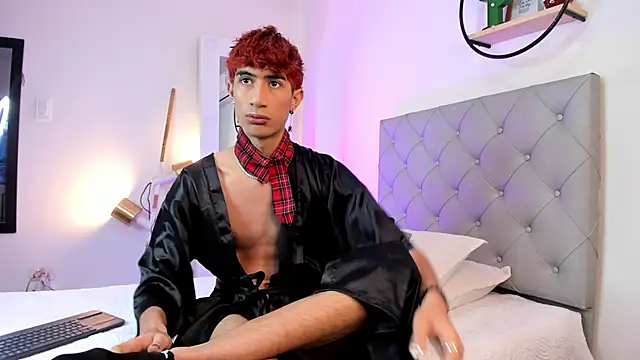 NovaaWheler online show from March 8, 2025, 4:34 am