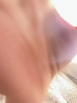 BonyBon29 online show from April 21, 2026, 5:25 am