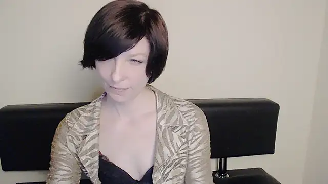  AngeliaFlow  online show from February 8, 2025, 10:18 am