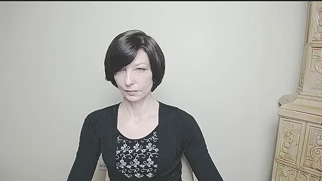  AngeliaFlow  online show from February 27, 2025, 7:12 am