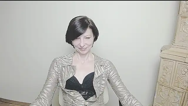  AngeliaFlow  online show from March 3, 2025, 11:22 am