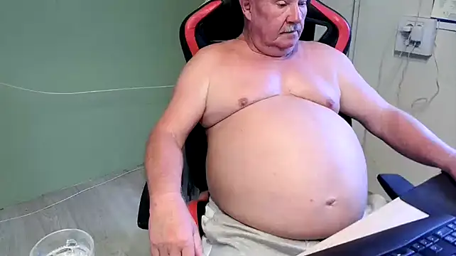 barenfan online show from March 1, 2025, 6:11 pm