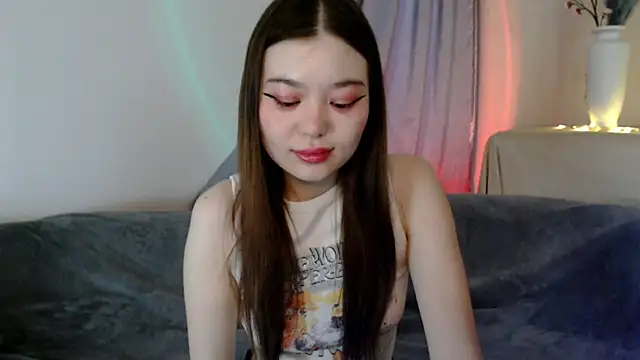 CelestialEwa online show from February 26, 2025, 6:26 am