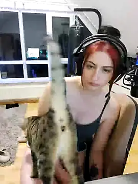 Gamergirl-Linela online show from February 17, 2025, 6:26 pm