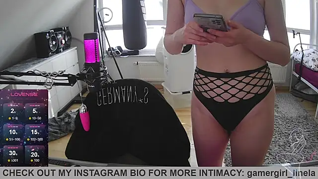 Gamergirl-Linela online show from September 12, 2025, 3:34 pm