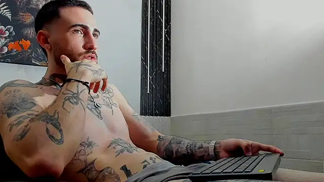 Luke davis01 online show from February 24, 2025, 3:53 pm