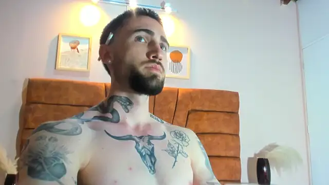 Luke davis01 online show from March 10, 2025, 11:06 pm