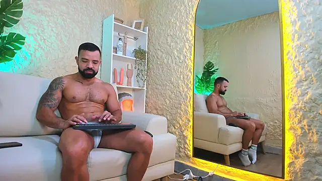 Maofenix online show from February 21, 2025, 9:54 pm