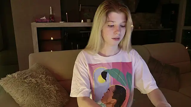 Bella amory online show from February 8, 2025, 4:14 am