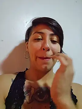 Snapshot of MaiPandora chatting on December 20, 2025, 6:42 am MaiPandora online show from December 20, 2025, 6:42 am