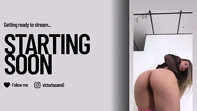 Vickyallien online show from March 17, 2025, 7:15 pm