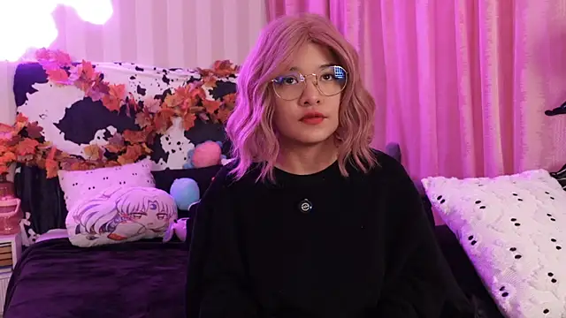 NataliaNovak online show from November 2, 2025, 9:06 pm