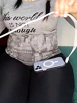 Malika-697 online show from April 3, 2026, 9:24 pm