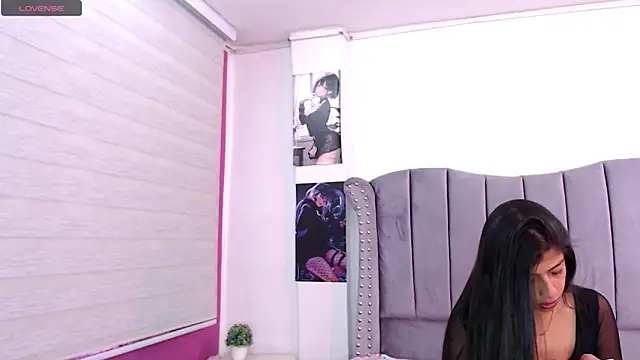 melody toy online show from April 21, 2026, 6:23 pm